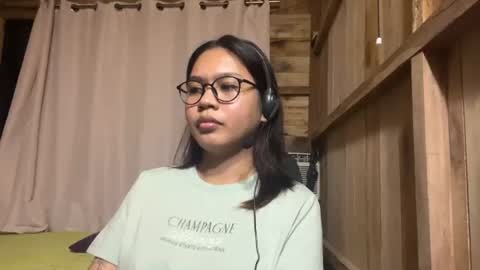 Sophie online show from June 15, 11:02 am