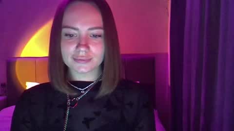 velour_myst online show from June 16, 2:10 pm