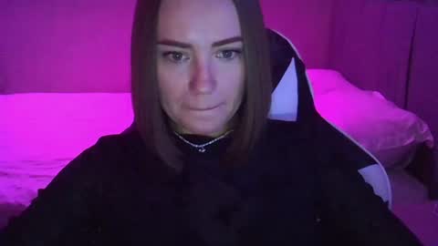 velour_myst online show from July 28, 2:05 pm