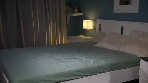 velvet_blush online show from June 12, 4:17 pm