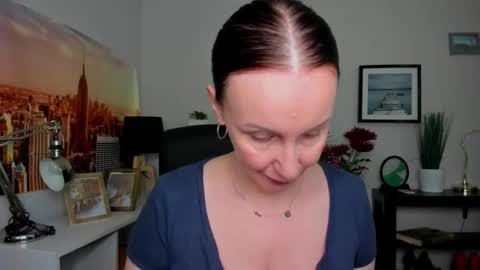 Jasmine online show from September 9, 5:51 am