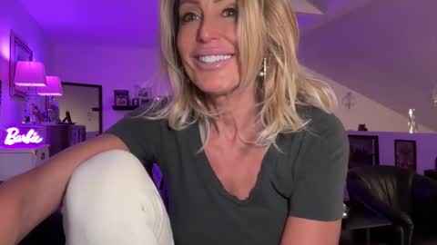 VelvetBarbie online show from November 13, 2:25 am