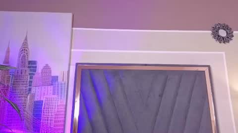 velvetfox_ online show from July 12, 7:28 pm