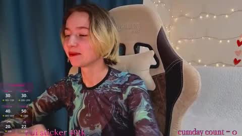 CLEOshort hair  TIna long hair  online show from October 14, 5:05 pm