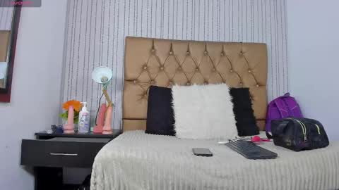 veneno hot online show from February 28, 12:52 pm