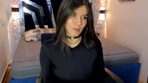 Vennus online show from November 25, 4:22 am