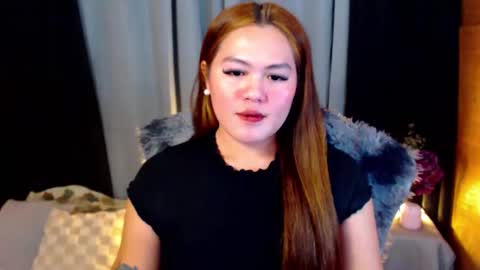 I am Colly Your mystery girl online show from December 2, 10:02 am