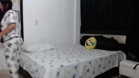venus_menoza online show from March 22, 12:09 pm