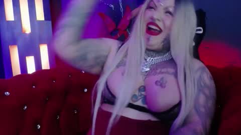 Venus Ink online show from November 8, 5:21 am