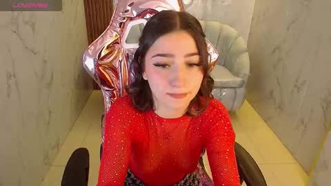 venuss online show from December 19, 2:01 pm