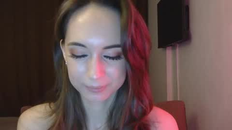 Una online show from October 2, 2:49 pm