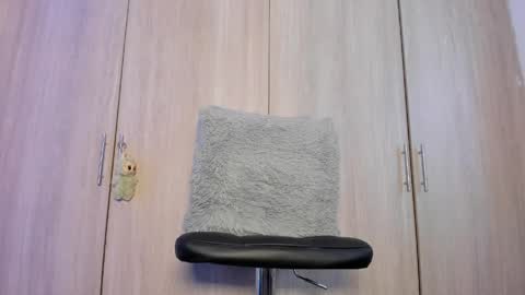 veronica lodge online show from April 20, 1:36 pm