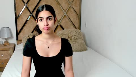 Vero Vannucci online show from February 6, 3:16 am