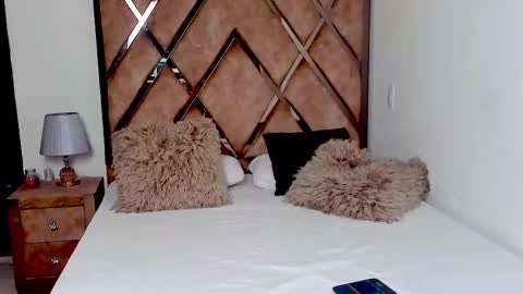 Vero Vannucci online show from February 23, 3:13 am