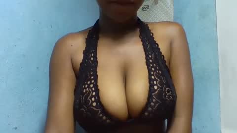 verolla31 online show from February 25, 2:25 am