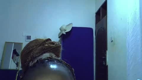 veronica771860 online show from November 5, 7:49 pm