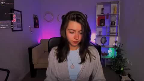 Ronni online show from July 24, 2:09 am