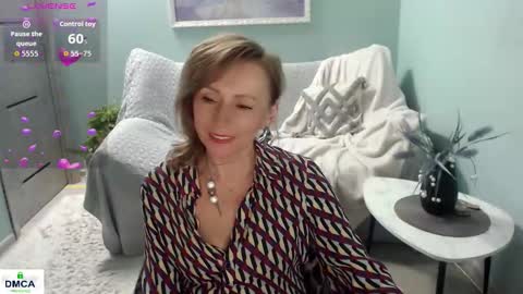 Helen online show from November 20, 6:23 am