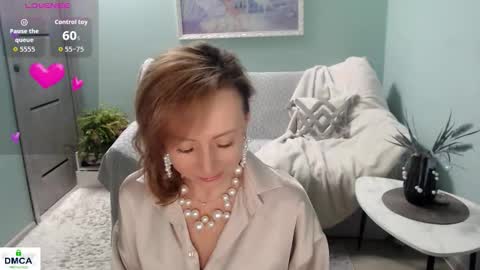 Helen online show from November 1, 6:34 am