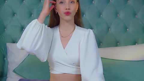 Veronica online show from October 1, 6:29 pm