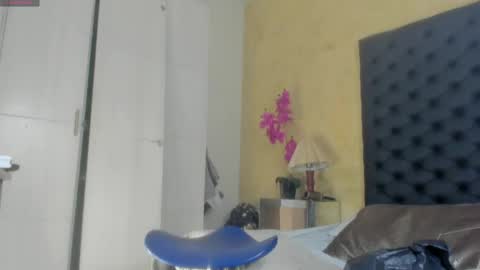 Veronika  online show from June 5, 7:36 am