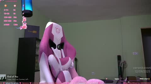 Veronika von Kleist online show from September 12, 1:02 pm