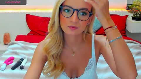 VerraSweet4u online show from October 21, 1:44 am