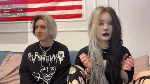 veryraretwins online show from February 22, 1:53 am