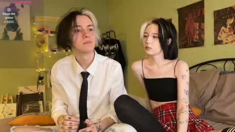 veryraretwins online show from October 21, 11:41 pm