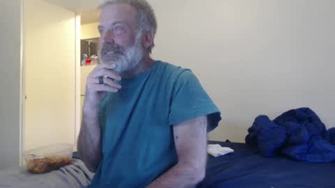 Snapshot of veryveryhairmanindenver chatting on February 28, 12:54 am hairy man online show from February 28, 12:54 am