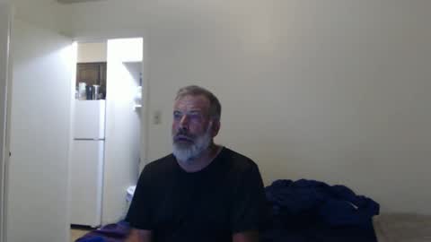 Snapshot of veryveryhairmanindenver chatting on October 5, 11:56 pm hairy man online show from October 5, 11:56 pm