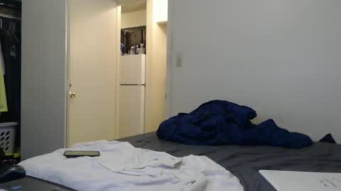 Snapshot of veryveryhairmanindenver chatting on March 4, 1:12 am hairy man online show from March 4, 1:12 am