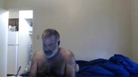 Snapshot of veryveryhairmanindenver chatting on September 26, 12:40 am hairy man online show from September 26, 12:40 am