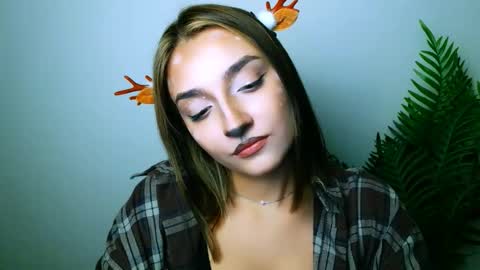 Ana online show from October 31, 6:41 pm