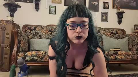 Vesper Jade online show from December 2, 2:24 am
