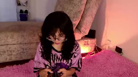Victoria online show from August 1, 12:40 pm