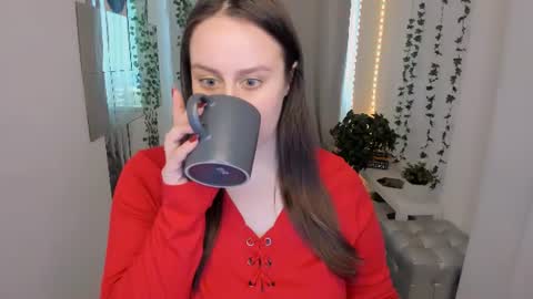 Camilla online show from June 13, 6:29 pm