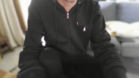 vic4tens online show from March 17, 10:20 am