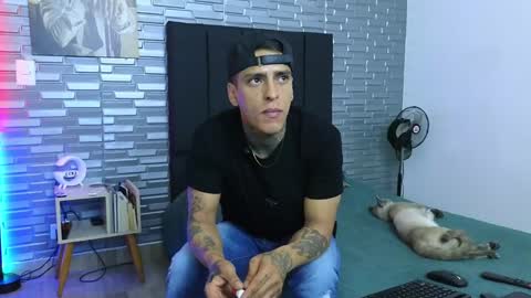 Victor cardenas online show from January 28, 12:15 am