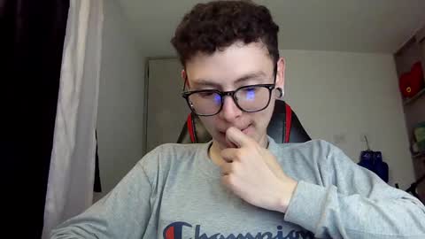 Vicent Brais online show from December 3, 2:09 am