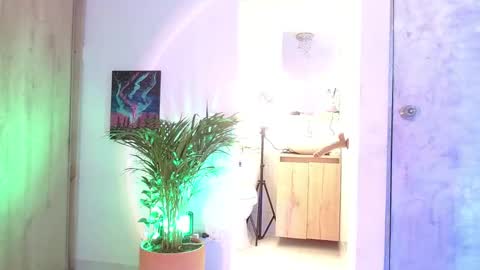 Vicky  online show from February 2, 11:53 pm