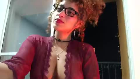 Vicky  online show from September 25, 1:23 am