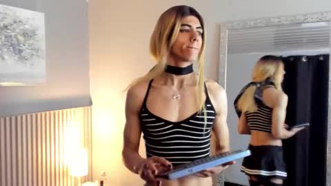  Vicky  online show from January 13, 4:48 pm