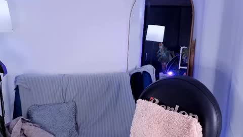 Snapshot of vickygrey1 chatting on October 13, 10:23 pm Vicky Greys online show from October 13, 10:23 pm
