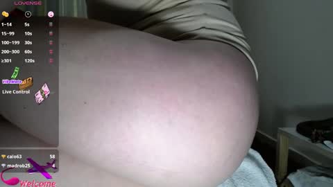 Valentina online show from April 3, 8:27 pm