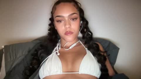 Goddess Victory  online show from January 13, 2:50 am