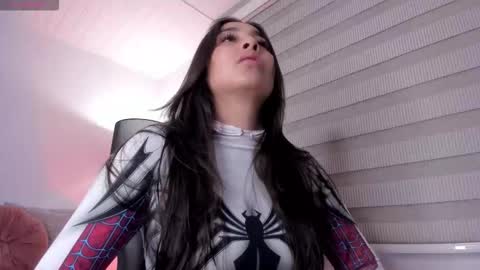 Victoria  online show from October 17, 10:25 pm