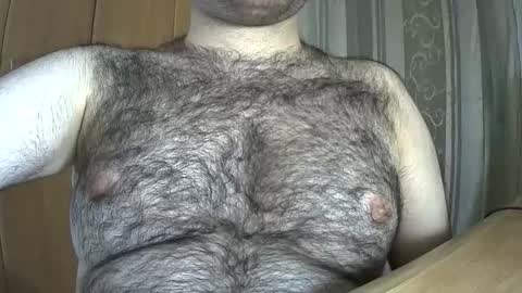 Snapshot of victorhume chatting on November 2, 12:43 am VictorHume online show from November 2, 12:43 am