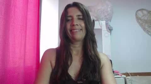 Snapshot of victoria25_meester chatting on February 11, 6:33 pm Hi guys   Im victoria  Be the one who can control me in PVT online show from February 11, 6:33 pm