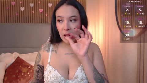 Victoria Collins online show from March 4, 11:08 am